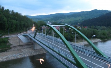 Geodezyjna obsługa budowy mostu przez rzekę Poprad w miejscowości Piwniczna Zdrój
